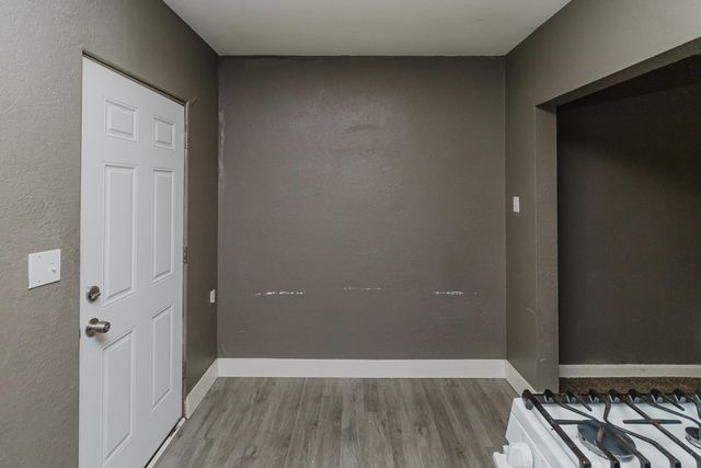 661 S Kansas, Wichita, KS 67211