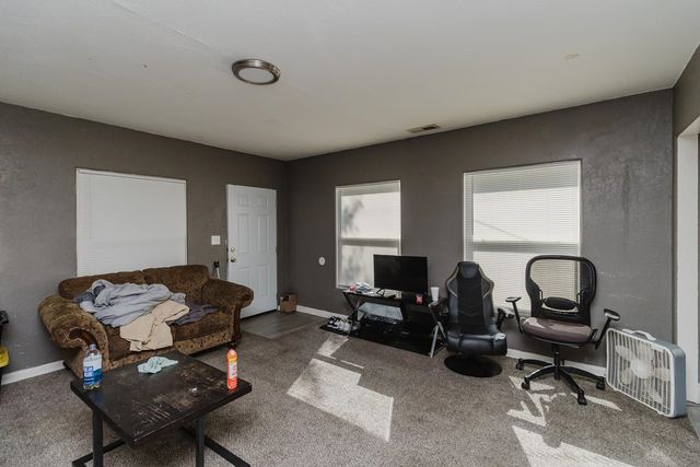 661 S Kansas, Wichita, KS 67211