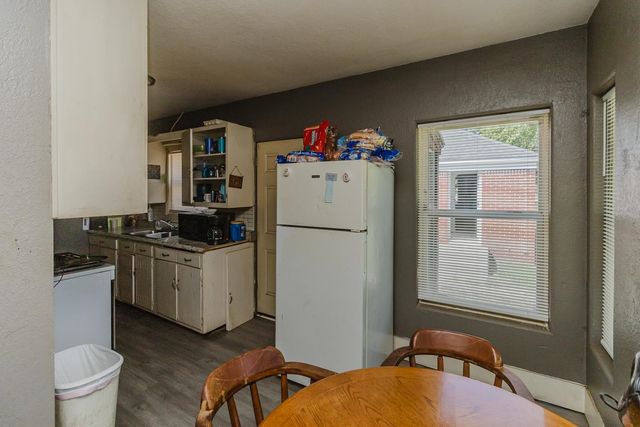 661 S Kansas, Wichita, KS 67211