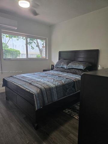 900 SW 11th Avenue 7C, Hallandale Beach, FL 33009