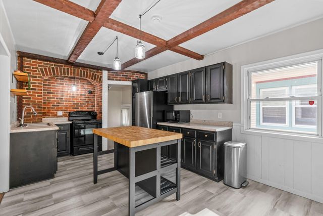1153 Idaho Avenue W, Saint Paul, MN 55108