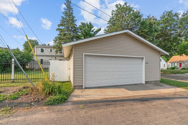 1153 Idaho Avenue W, Saint Paul, MN 55108