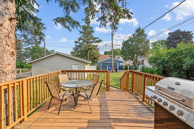 1153 Idaho Avenue W, Saint Paul, MN 55108