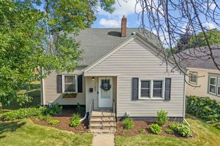 1153 Idaho Avenue W, Saint Paul, MN 55108