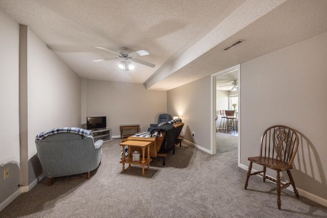 2513 Aspen Lane SW, Rochester, MN 55902