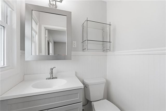 2602 NW VESPER Street, Blue Springs, MO 64015