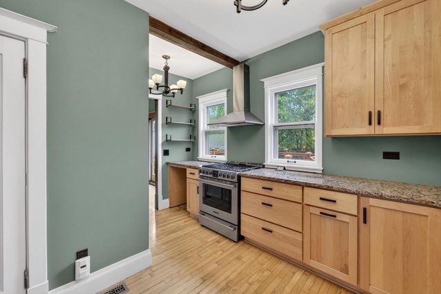 205 Dixon Street, Madison, WI 53704