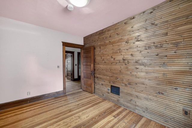 205 Dixon Street, Madison, WI 53704