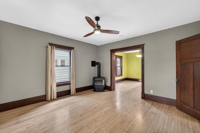 205 Dixon Street, Madison, WI 53704