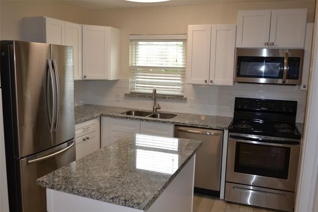 2379 Briarwest Boulevard 55, Houston, TX 77077