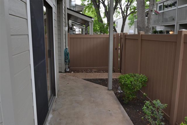 2379 Briarwest Boulevard 55, Houston, TX 77077
