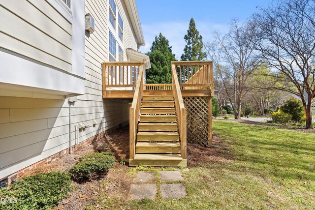 101 Fringe Tree Court, Cary, NC 27519