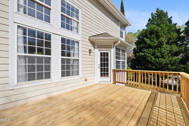 101 Fringe Tree Court, Cary, NC 27519