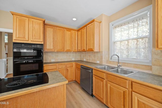 101 Fringe Tree Court, Cary, NC 27519