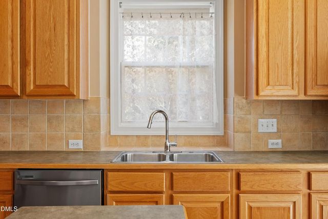 101 Fringe Tree Court, Cary, NC 27519