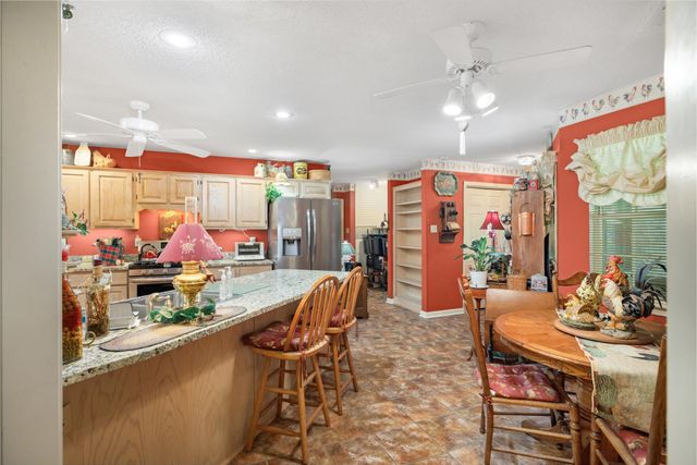 360 LYNDSEY DR, Brighton, TN 38011