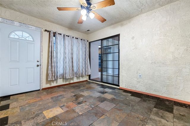 1629 Willow, Clovis, CA 93612