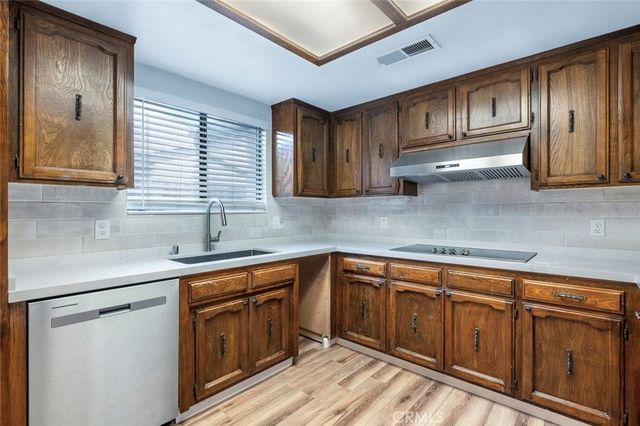 1629 Willow, Clovis, CA 93612