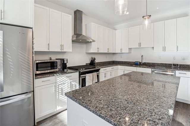 160 56th St, Lawrenceville, PA 15201