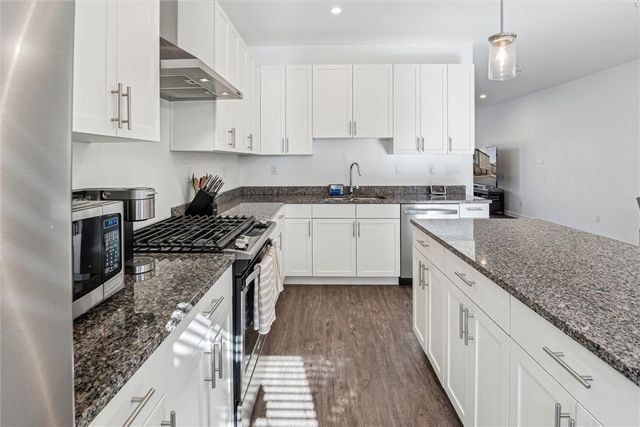 160 56th St, Lawrenceville, PA 15201