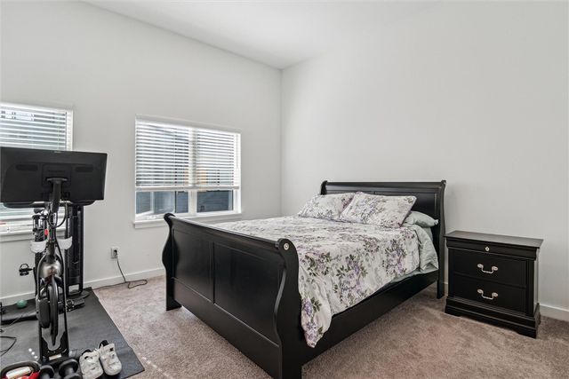 160 56th St, Lawrenceville, PA 15201