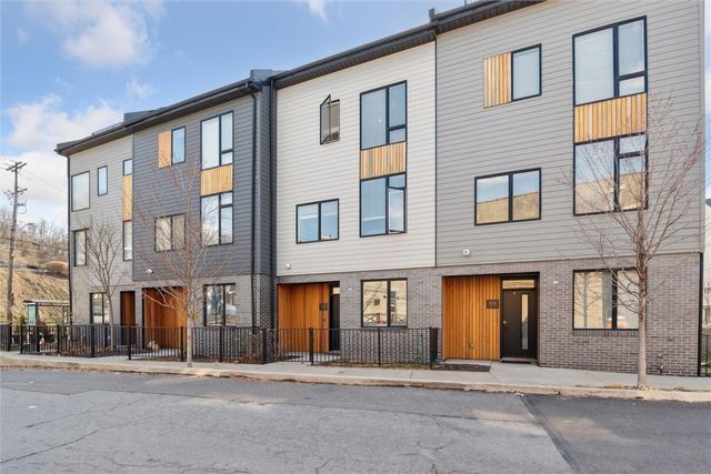160 56th St, Lawrenceville, PA 15201