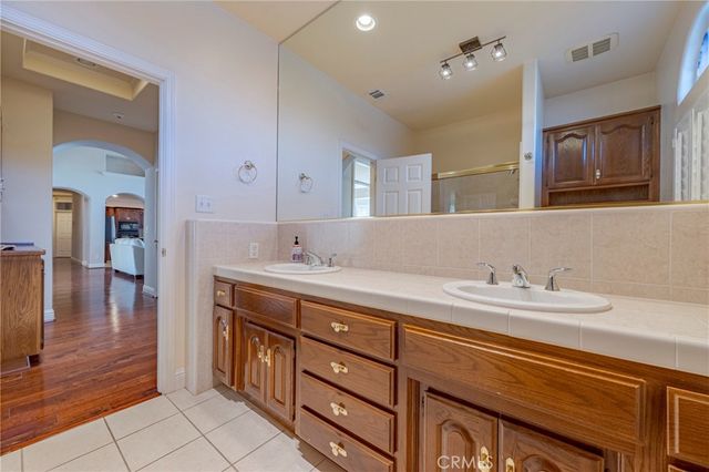 591 Bobolink Court, Merced, CA 95340