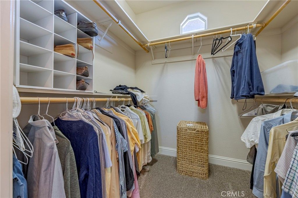 Image 12 of property listing at 591 Bobolink Court, Merced, CA 95340