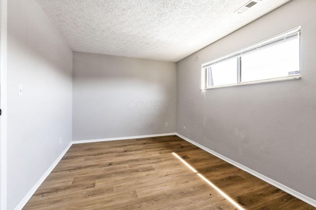 3204 Chateau Morse Court, Columbus, OH 43231