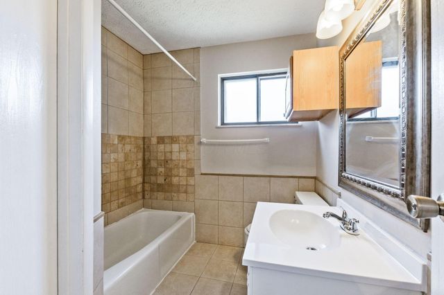 3204 Chateau Morse Court, Columbus, OH 43231