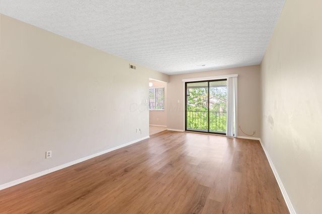 3204 Chateau Morse Court, Columbus, OH 43231