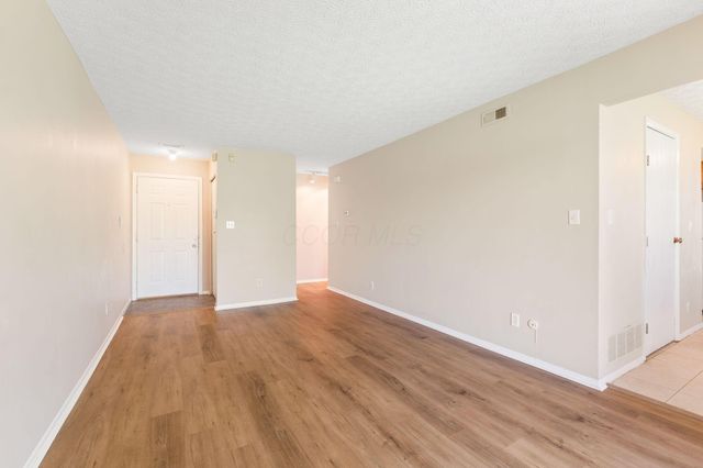 3204 Chateau Morse Court, Columbus, OH 43231