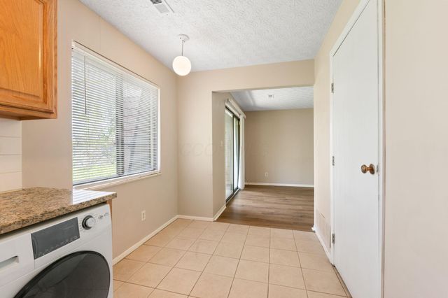 3204 Chateau Morse Court, Columbus, OH 43231