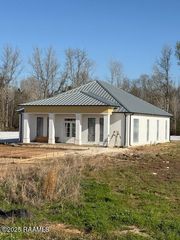130 Crowne Parc Drive, Opelousas, LA 70570