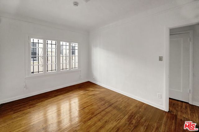 351 N Sierra Bonita Avenue 2, Los Angeles, CA 90036