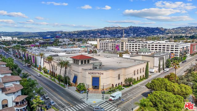 351 N Sierra Bonita Avenue 2, Los Angeles, CA 90036