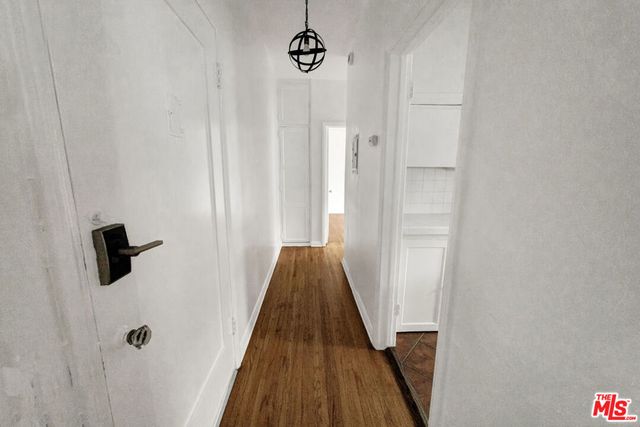 351 N Sierra Bonita Avenue 2, Los Angeles, CA 90036