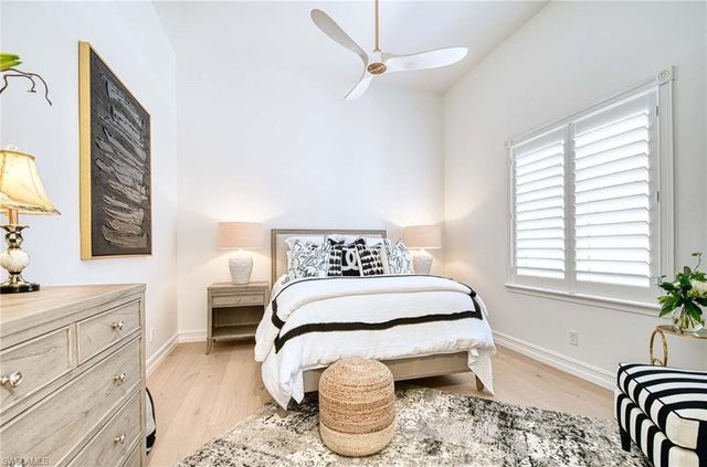 9013 Terranova DR, Naples, FL 34109