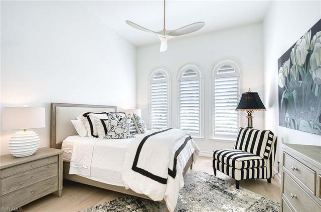 9013 Terranova DR, Naples, FL 34109