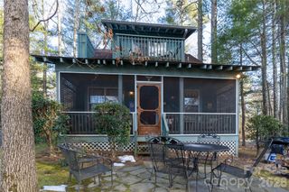 46 Rhett Drive, Flat Rock, NC 28731
