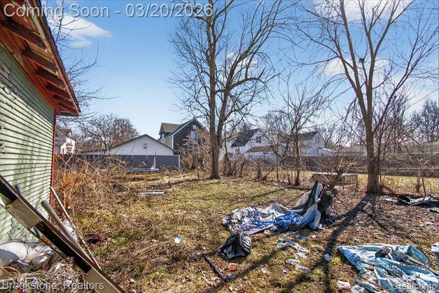 222 N Grant Street, Bay City, MI 48708