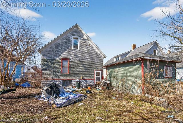 222 N Grant Street, Bay City, MI 48708