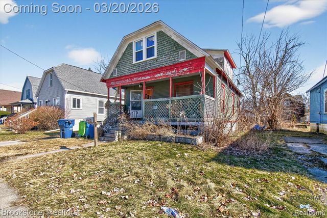 222 N Grant Street, Bay City, MI 48708