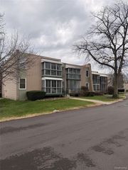33023 Fargo Street, Livonia, MI 48152