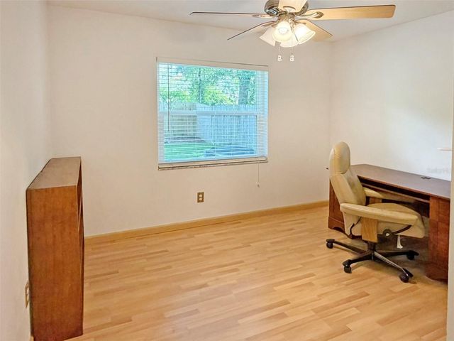 8521 MISTY RIVER COURT, Tampa, FL 33637