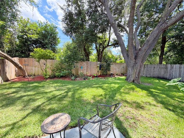 8521 MISTY RIVER COURT, Tampa, FL 33637