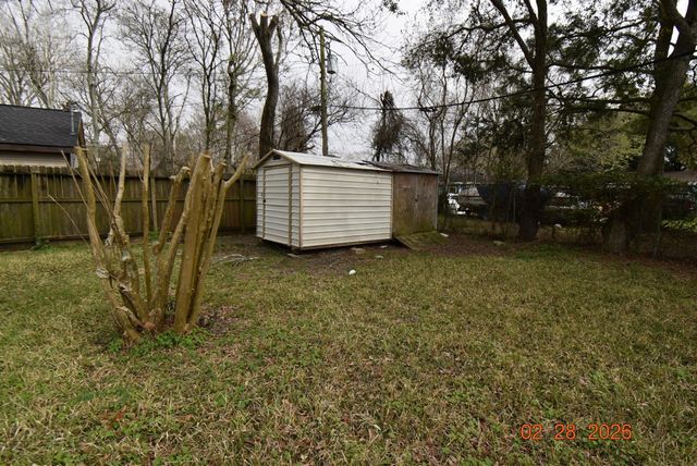 623 Honeysuckle Drive, La Marque, TX 77568