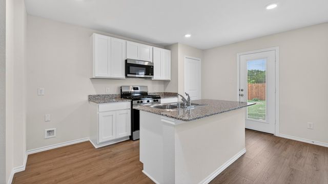 3318 Twilight Trail, Talty, TX 75126