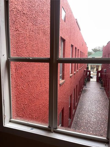 111 S NEWPORT AVENUE 18, Tampa, FL 33606