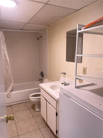 111 S NEWPORT AVENUE 18, Tampa, FL 33606